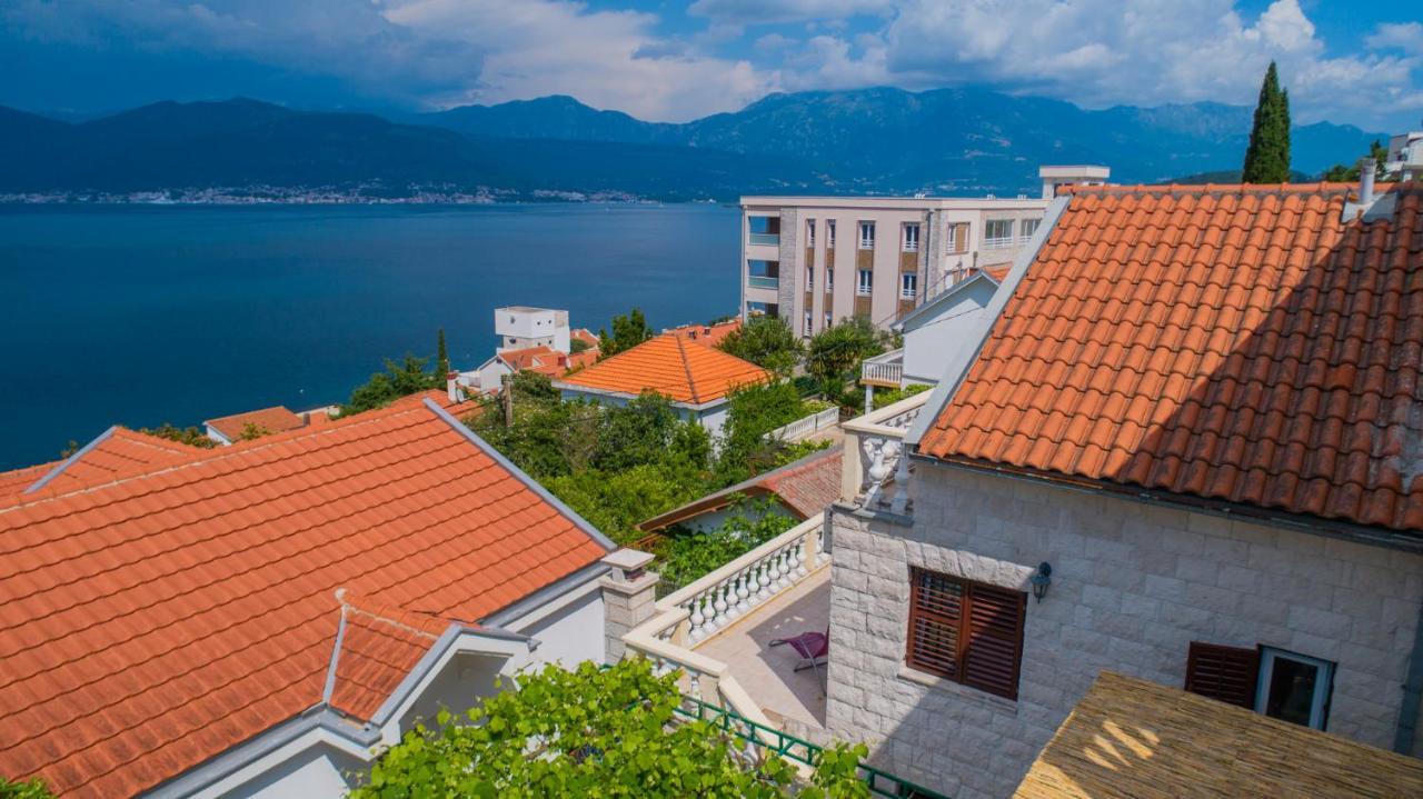 Ari Apartments Krasići Exterior foto