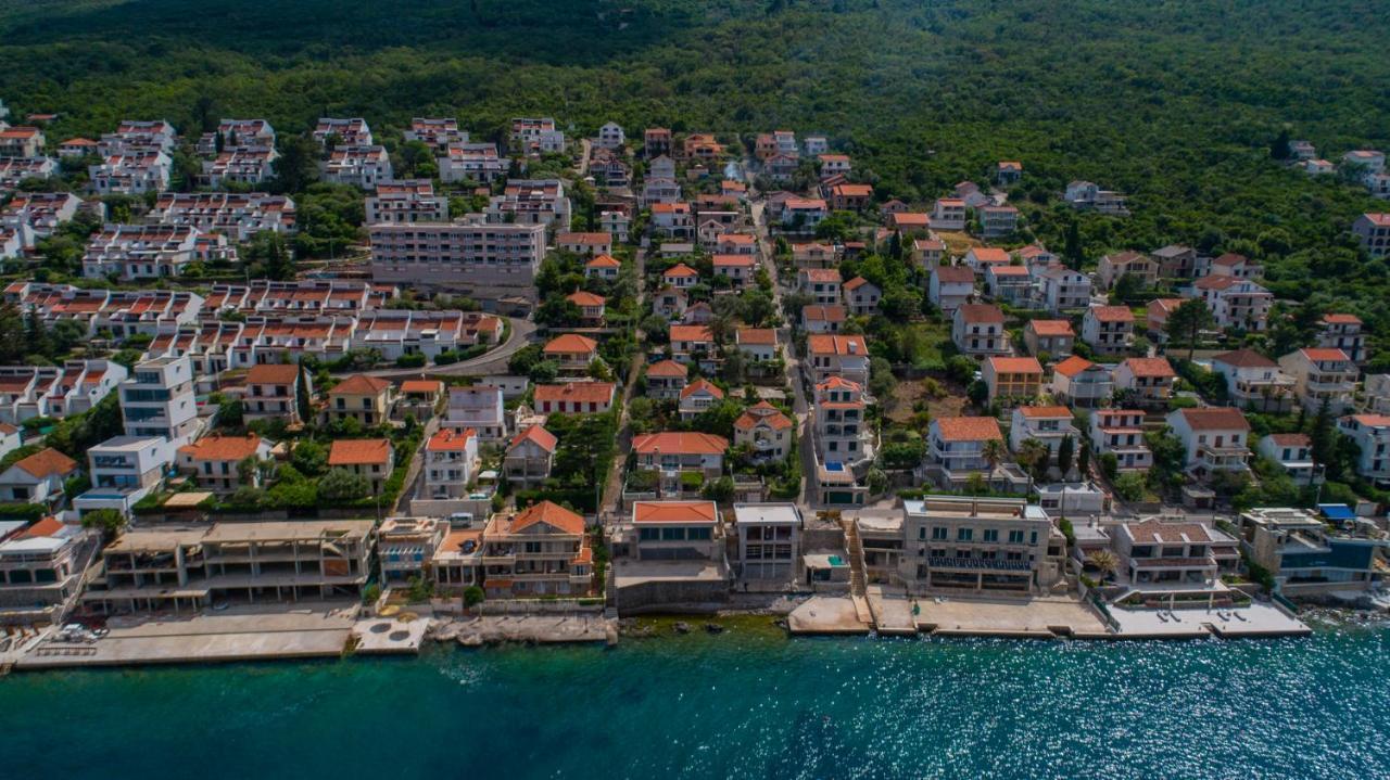 Ari Apartments Krasići Exterior foto